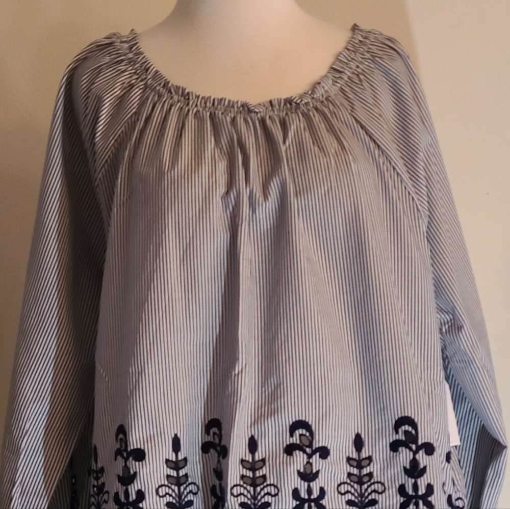 NWT Time and true blue blouse size XL (16-18)